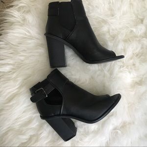 F21 BOOTIES