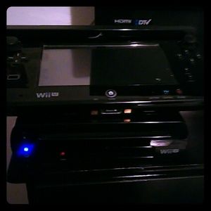 Wii U black,