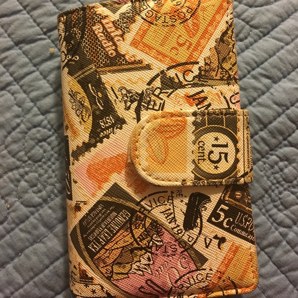 Kelly and Katie wallet