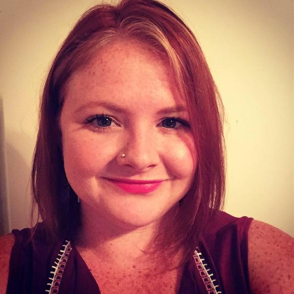 Meet your Posher, Katie - Picture 1 of 1