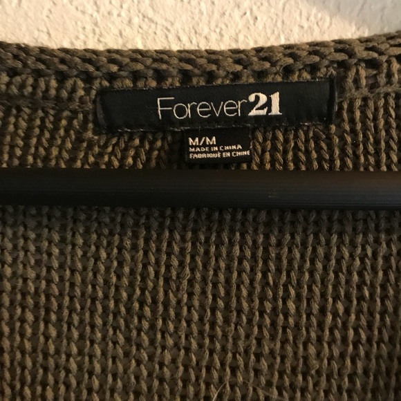 Forever 21 Sweater - Picture 3 of 4