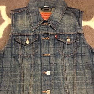 Levi's denim jean vest