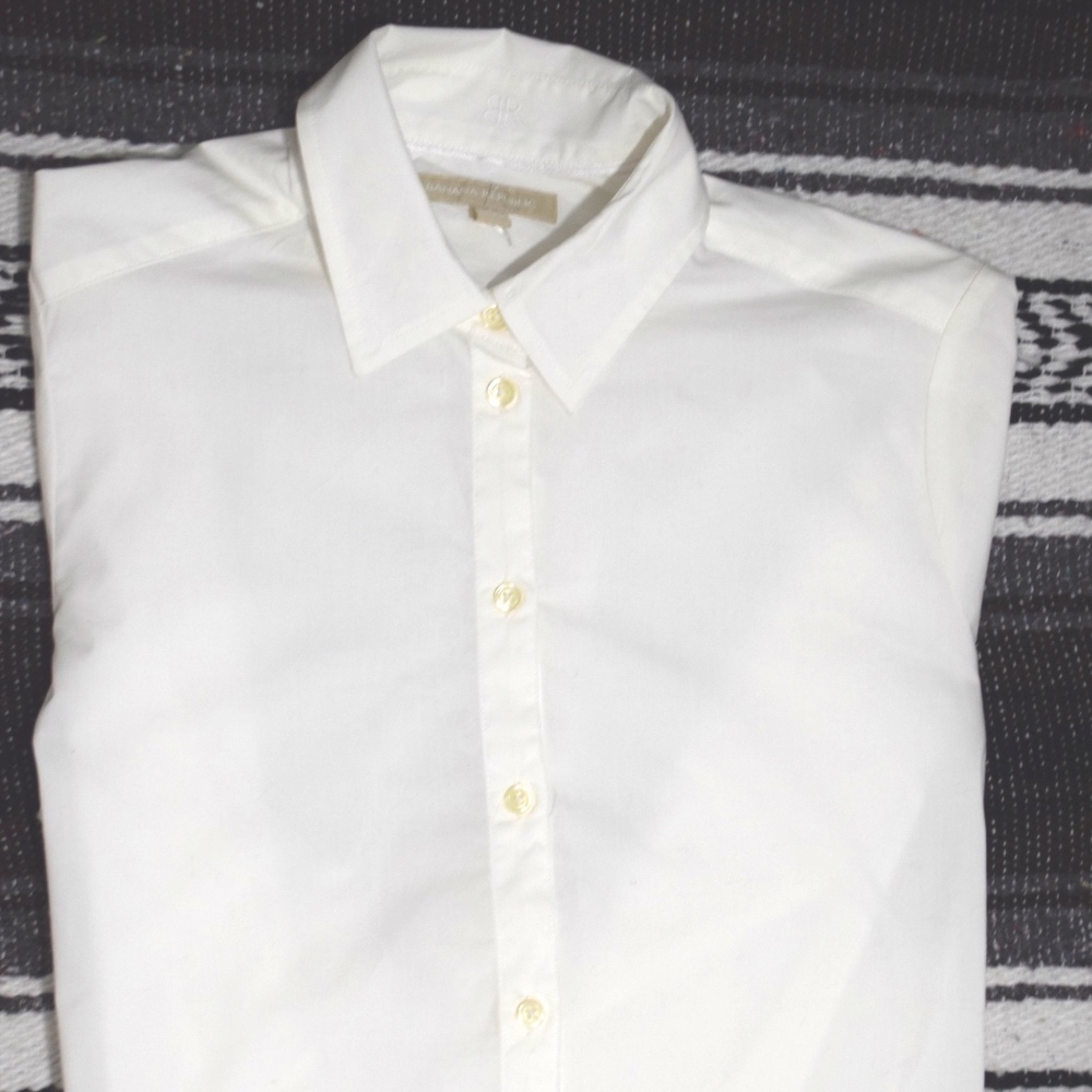 Banana Republic White Button Down Size 8