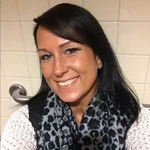 Meet your Posher, Tina