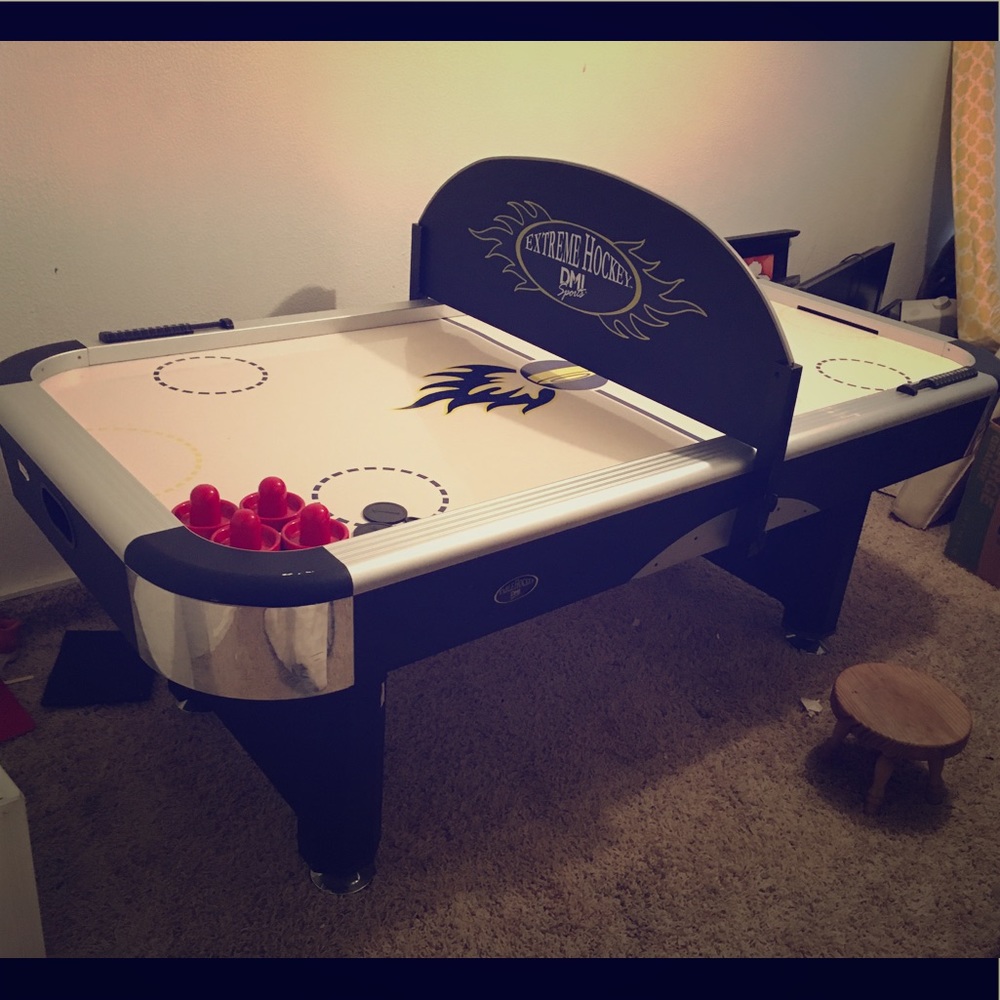 Hockey table