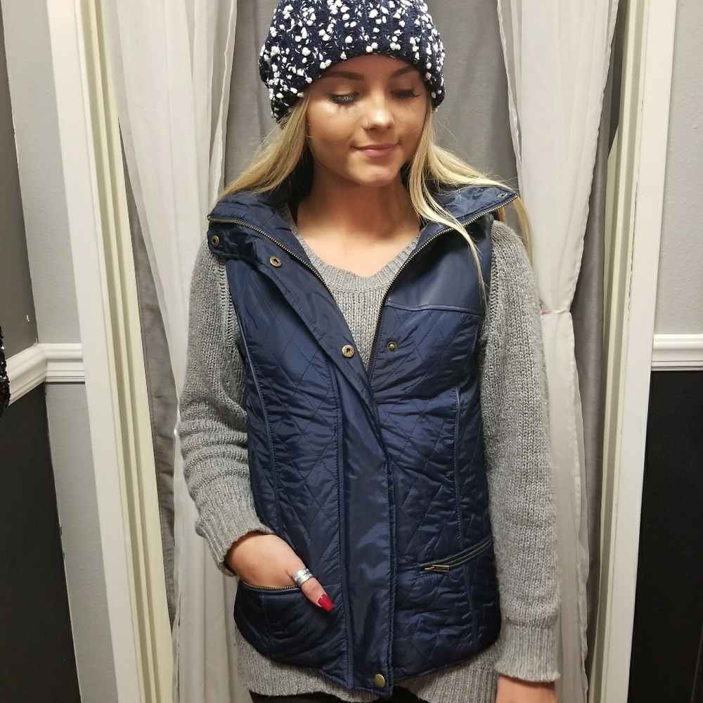 Blue quilted fur-lined vest - Picture 2 of 6