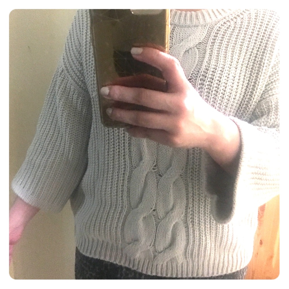 H&M 3/4 wide sleeve Nude sweater