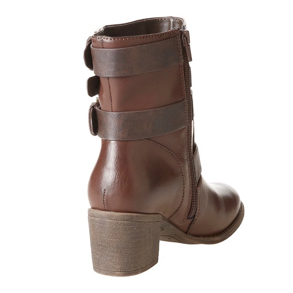 🚫SOLD🚫 RUFF HEWN BUCKLED BOOTIES - Picture 2 of 3