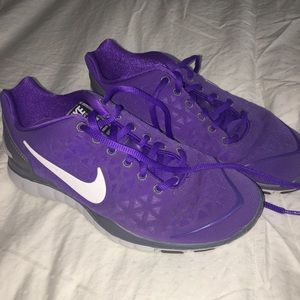 Nike tennis shoes
