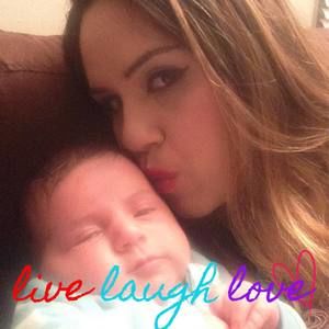 Meet your Posher, Husnia