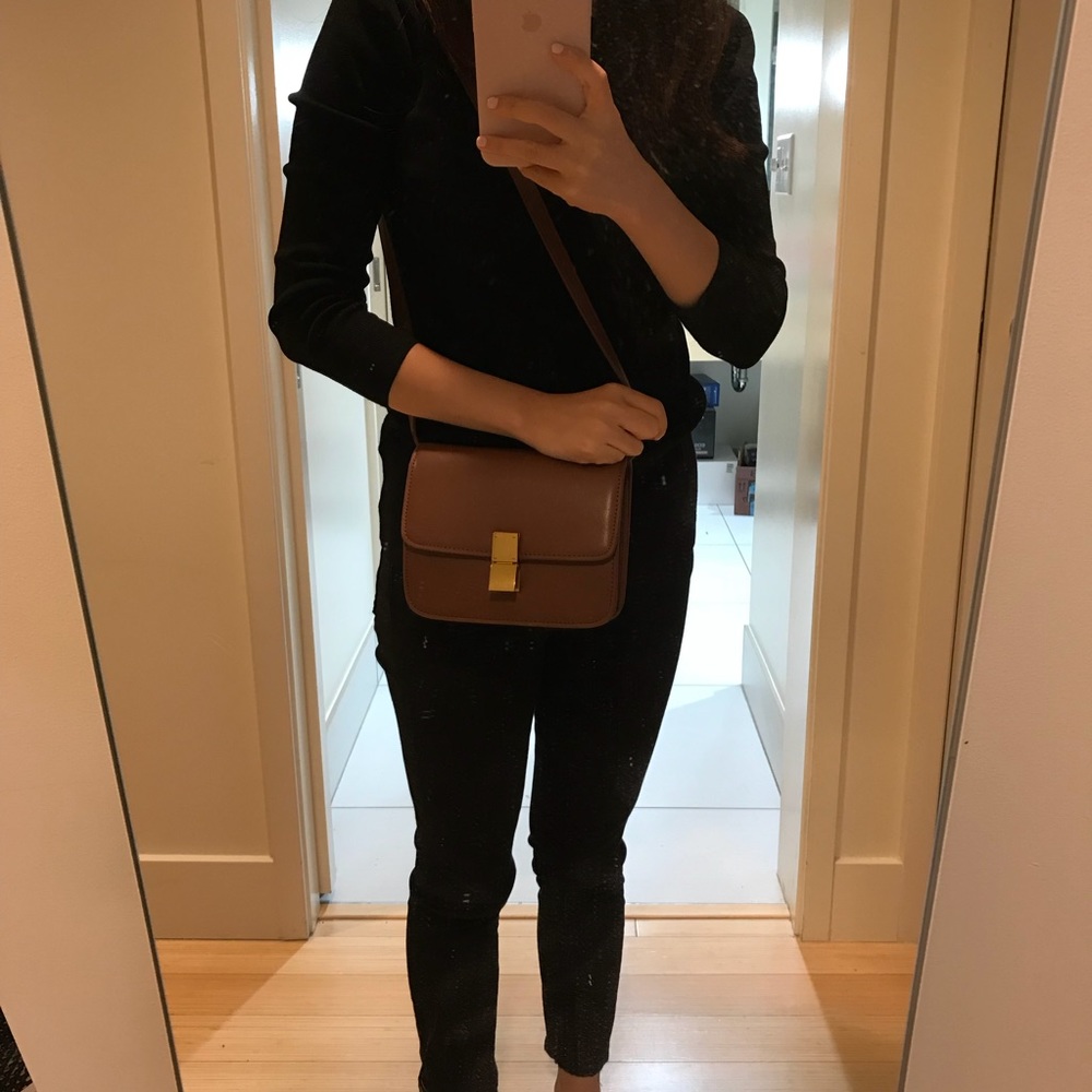 Classic Brown Color Box Bag. Accepting Offers! ♥️