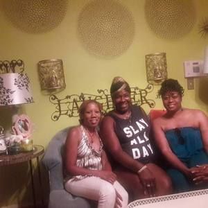 Meet your Posher, Valerie