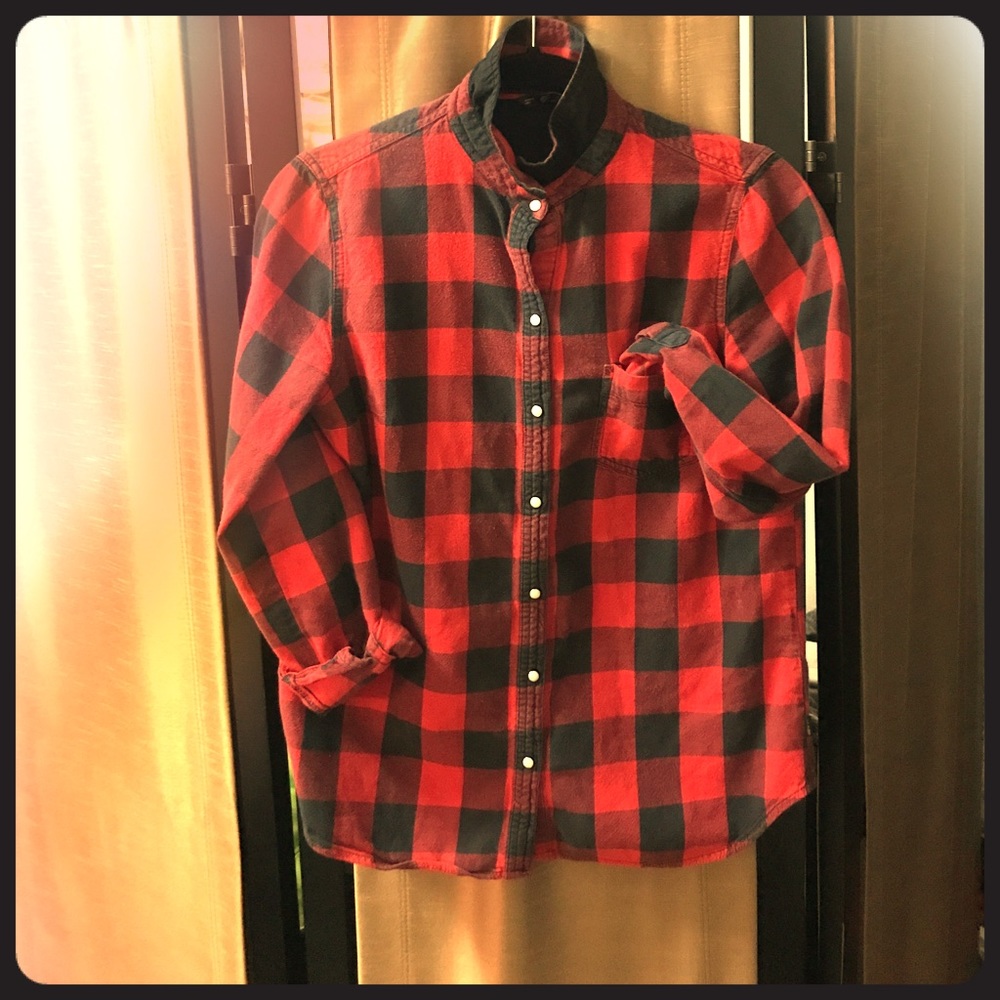 Button up warm Flannel ❤️