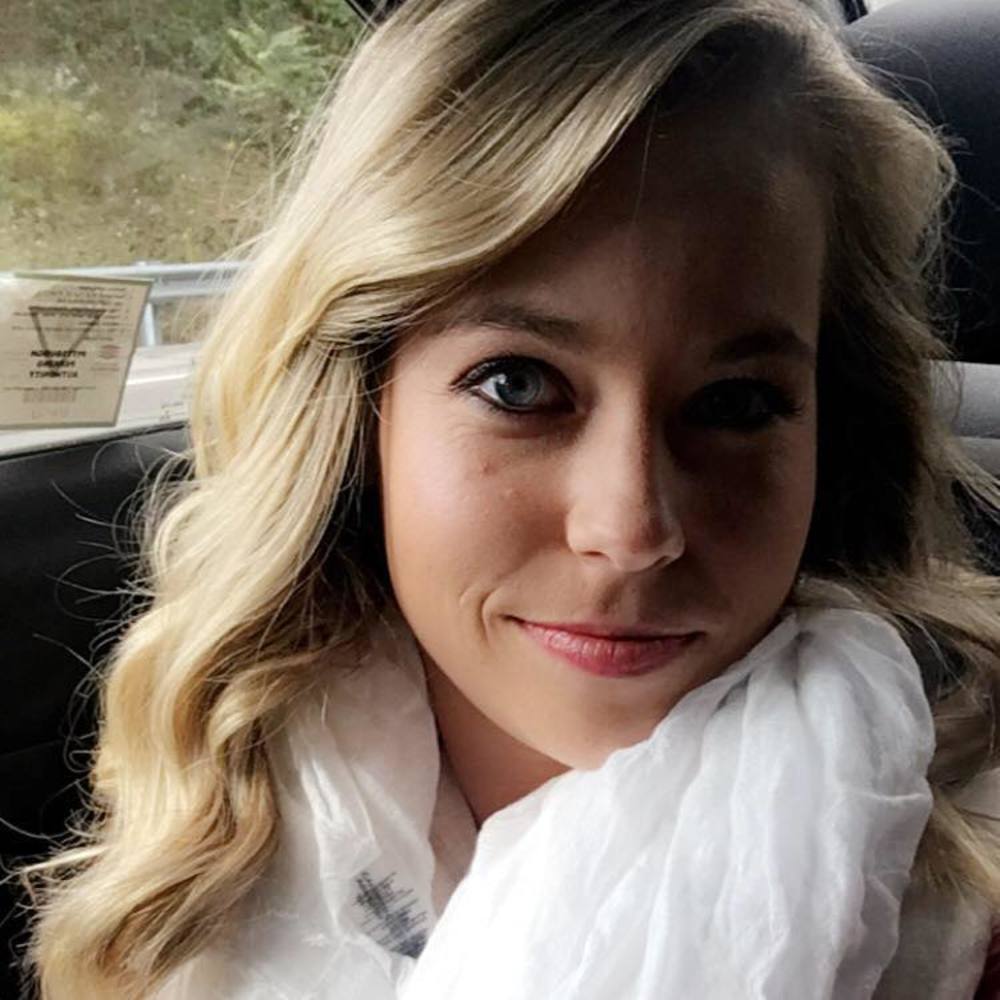 Meet your Posher, Andrea