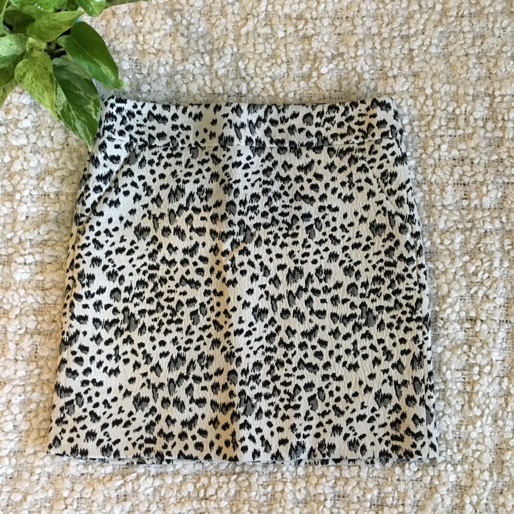 Loft leopard print pencil skirt grey and white