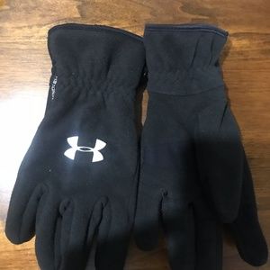 Under Armour gloves