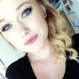 Meet your Posher, Raina