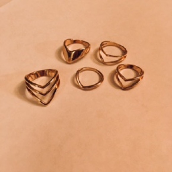SET OF GOLD RINGS WITH MIDI RINGS (: - Picture 2 of 3