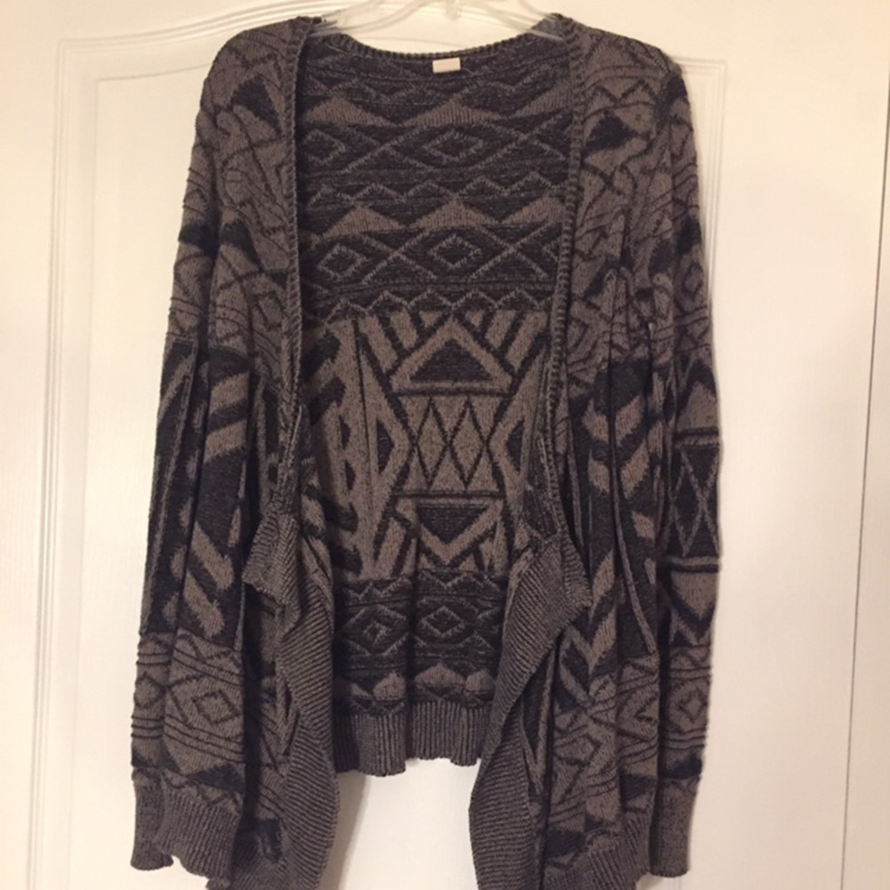 Knit Aztec Print Cardigan/Sweater