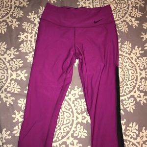 Nike Power Legend Dri-Fit Capris NWT Never Worn