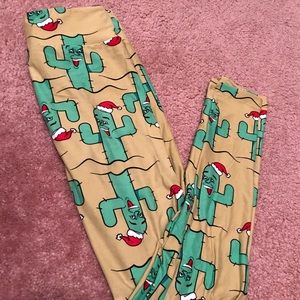 Christmas Lularoe leggings one size