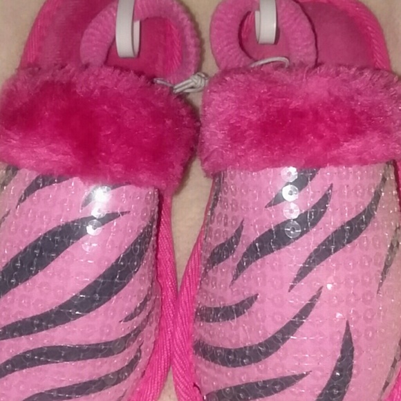 ♡NWT Girls Koala Kids Zebra Print Slippers Size 11 - Picture 3 of 8