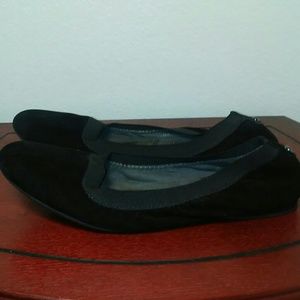 Stuart Weitzman flats