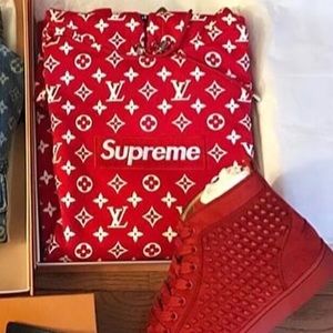 surperme hoodie
