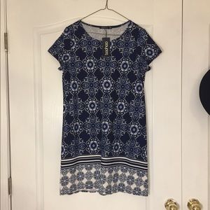 NWT✨Blue Paisley Shift Dress