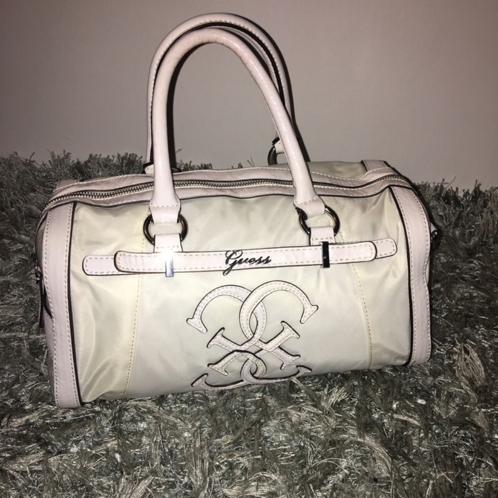 Cute Guess Arm Bag