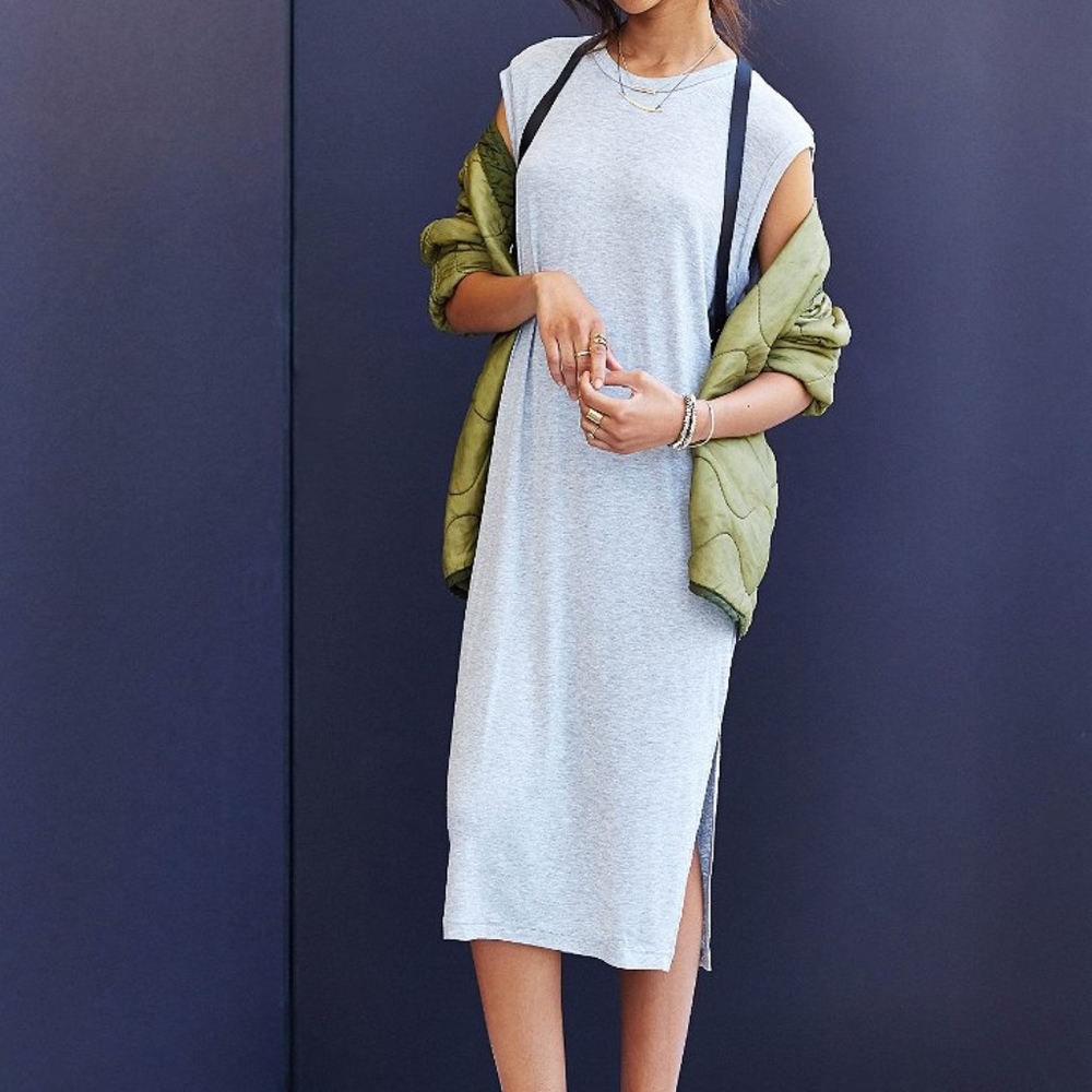 ❌SOLD❌UO SILENCE + NOISE CLEA MIDI T SHIRT DRESS
