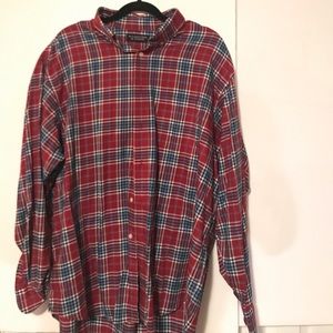 Round Tree & Yorke Button Down