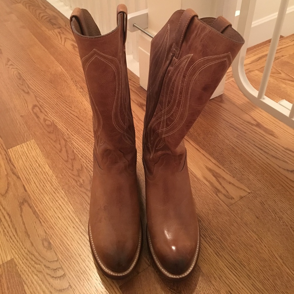 Ariat cowgirl boots!