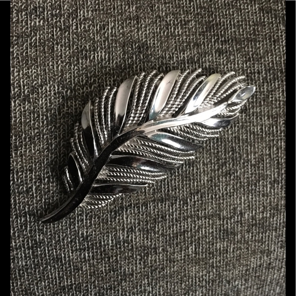 Vintage Coat / Scarf Pin