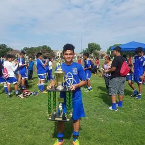 Meet your Posher, Luis