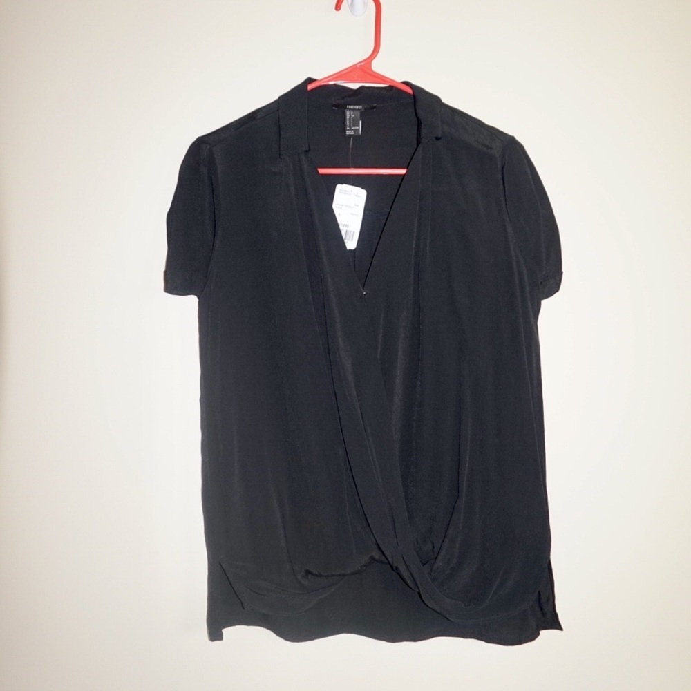 Black v neck top