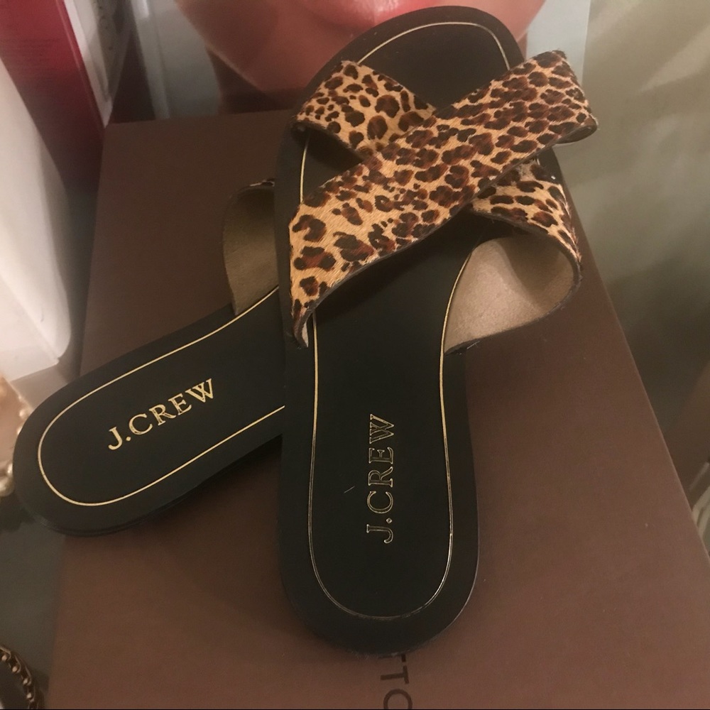 J Crew Léopard Calf hair Sandals!