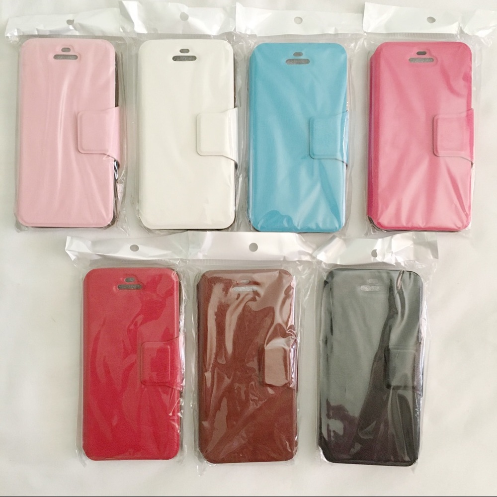 NWT iPhone 5, 5s, SE Card Holder Protective Case