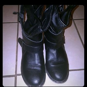 Mossimo black boots