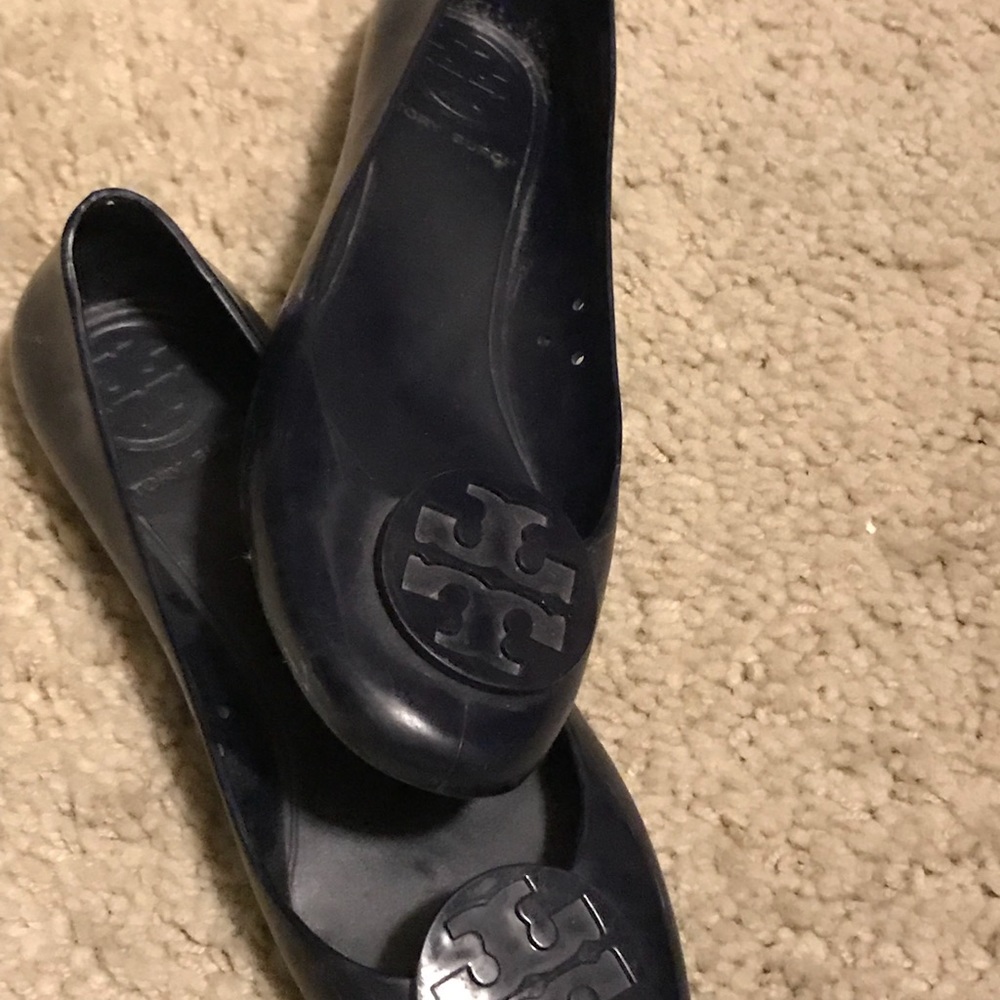 Size 6 Blue Tory Burch jelly flats