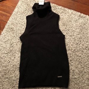 Never worn MK sleeveless black knit turtleneck