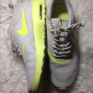 Nike Thea sneakers