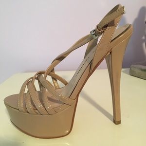 Chinese Laundry Teaser Sandal Nude, Size 8