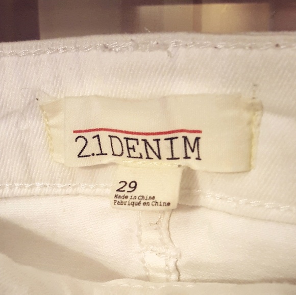 Forever 21 White Shorts w/Stud Details - Picture 5 of 5