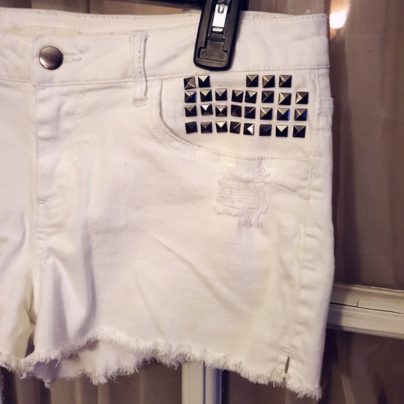 Forever 21 White Shorts w/Stud Details - Picture 3 of 5