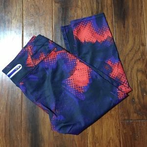 Athleta Capri leggings large