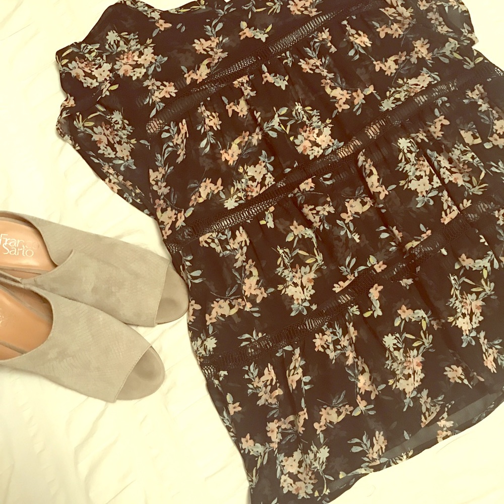 Floral chiffon and lace top