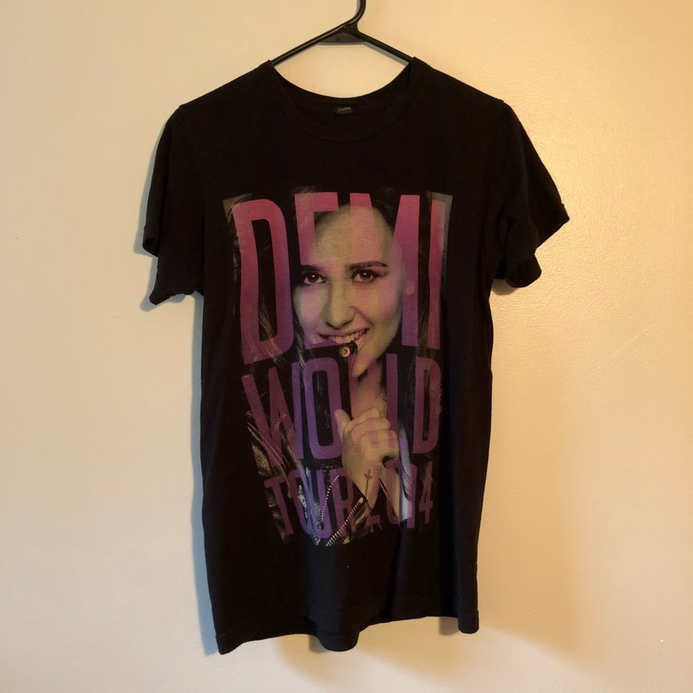 Demi Lovato 2014 World Tour shirt