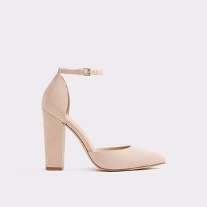 Close Toed High Heel Pumps - Nude / Light Pink