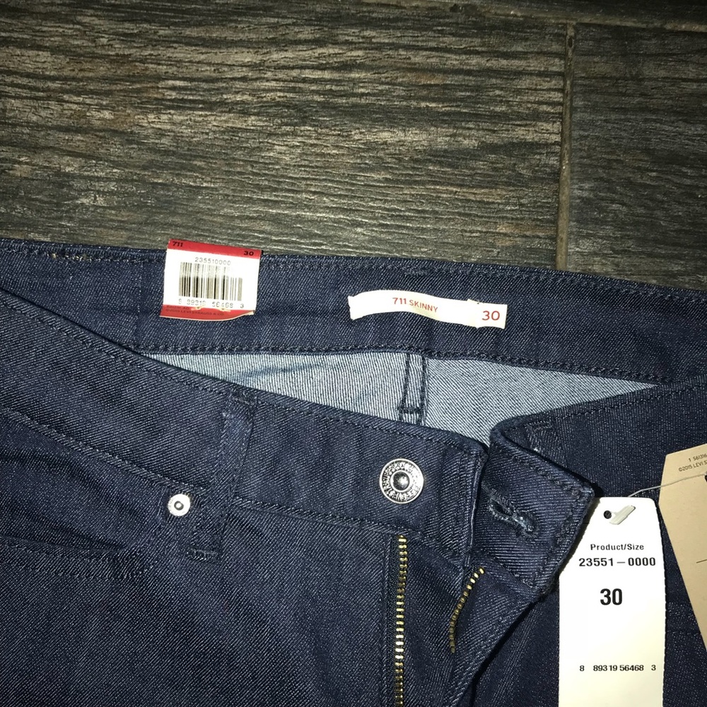 Levi’s 711 Skinny Size 30 - Picture 4 of 7